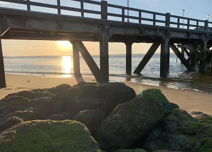 Lumineux En Bord De Avec Parking * Arcachon