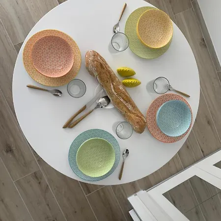 Apartment Lumineux En Bord De Avec Parking *