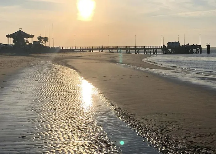 Lumineux En Bord De Avec Parking 아파트 *